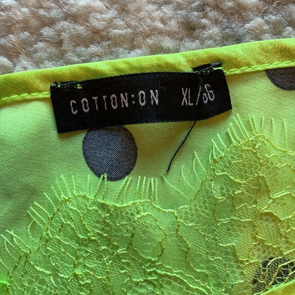 FLUORESCENT GREEN LACE CAMI - Picture 2 of 3